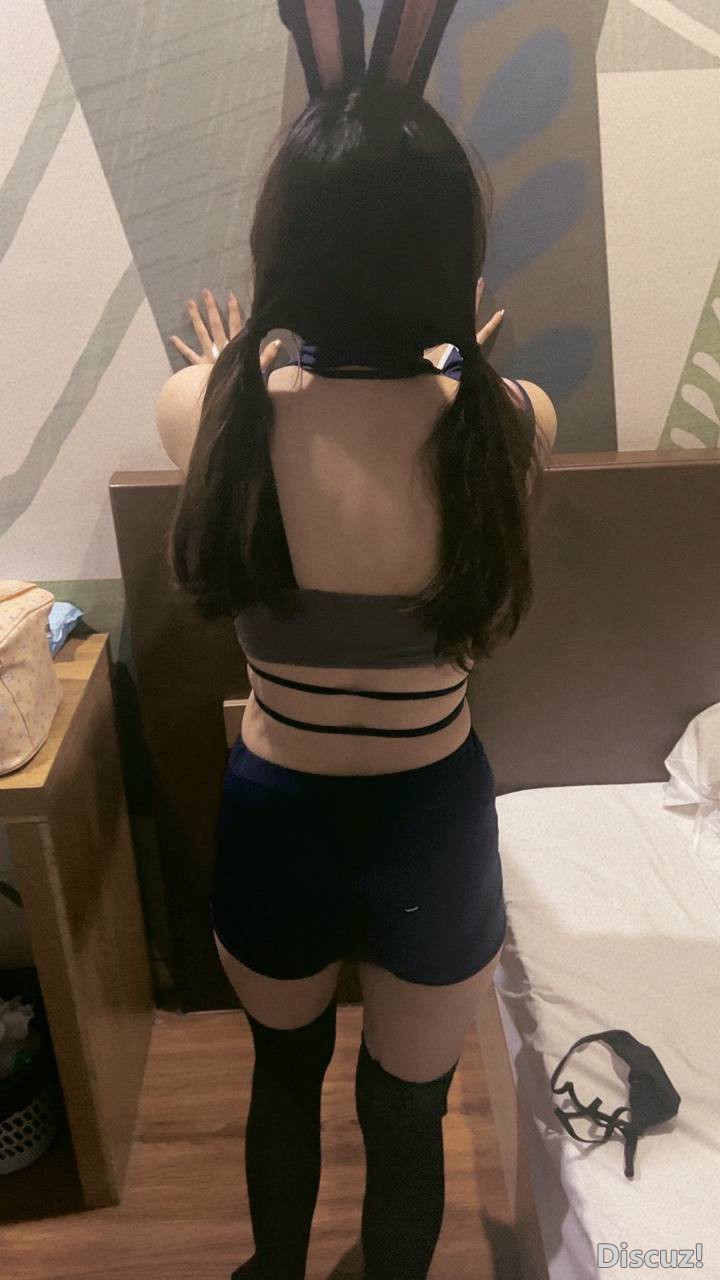 230702ty4pies4qan0shod.jpg